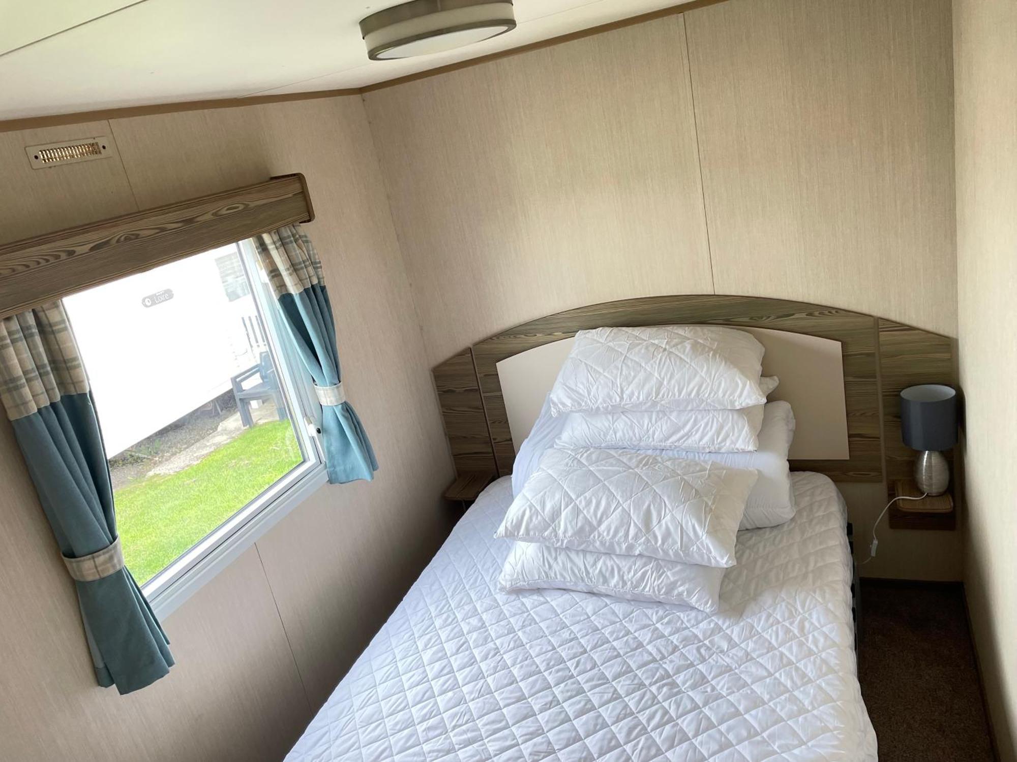 F&G Getaways Hotel Wyke Regis Luaran gambar